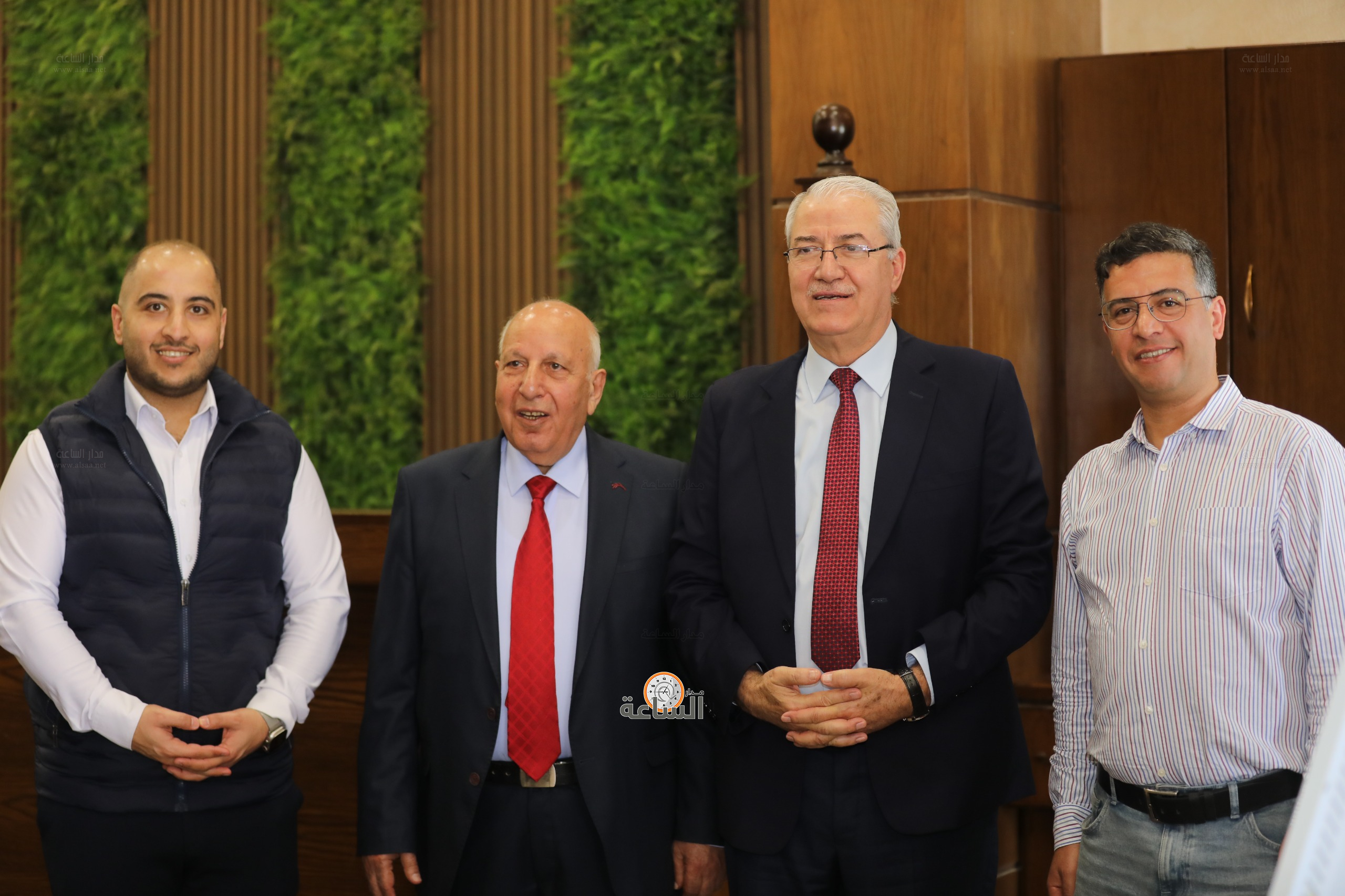 Madar Al-Saa Images 0.6259274759880136