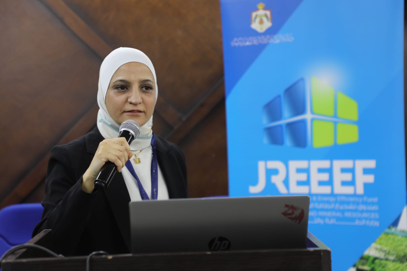 Madar Al-Saa Images 0.7000445365656572