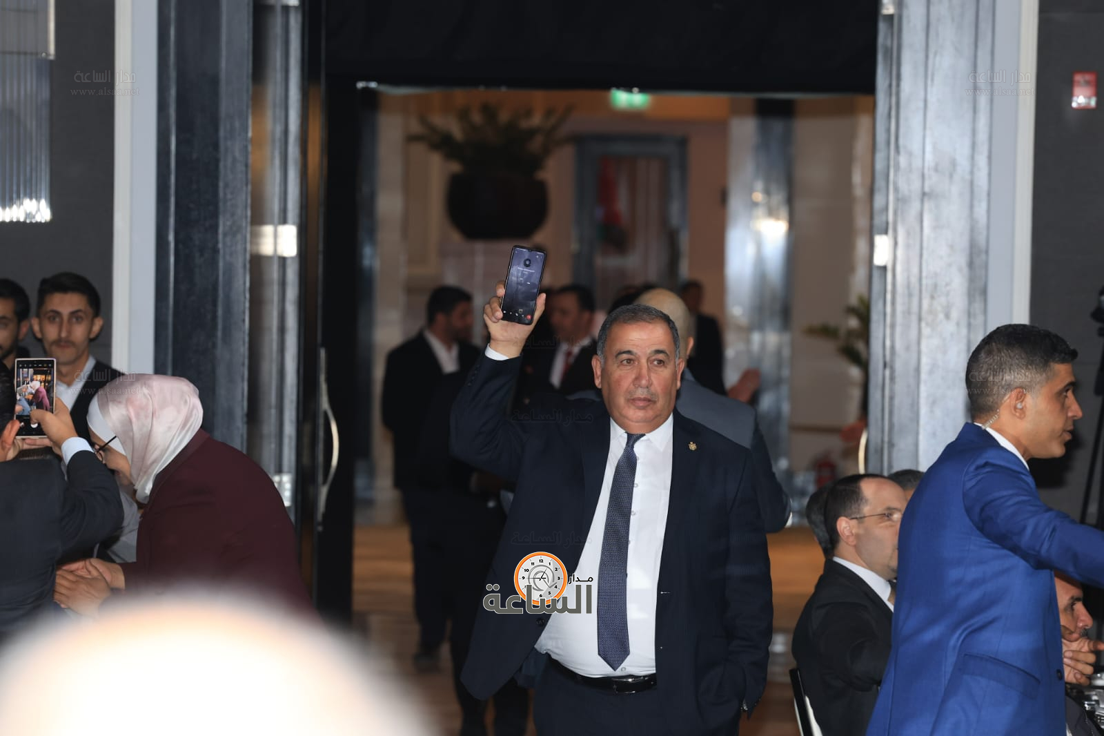 Madar Al-Saa Images 0.9813124009711511