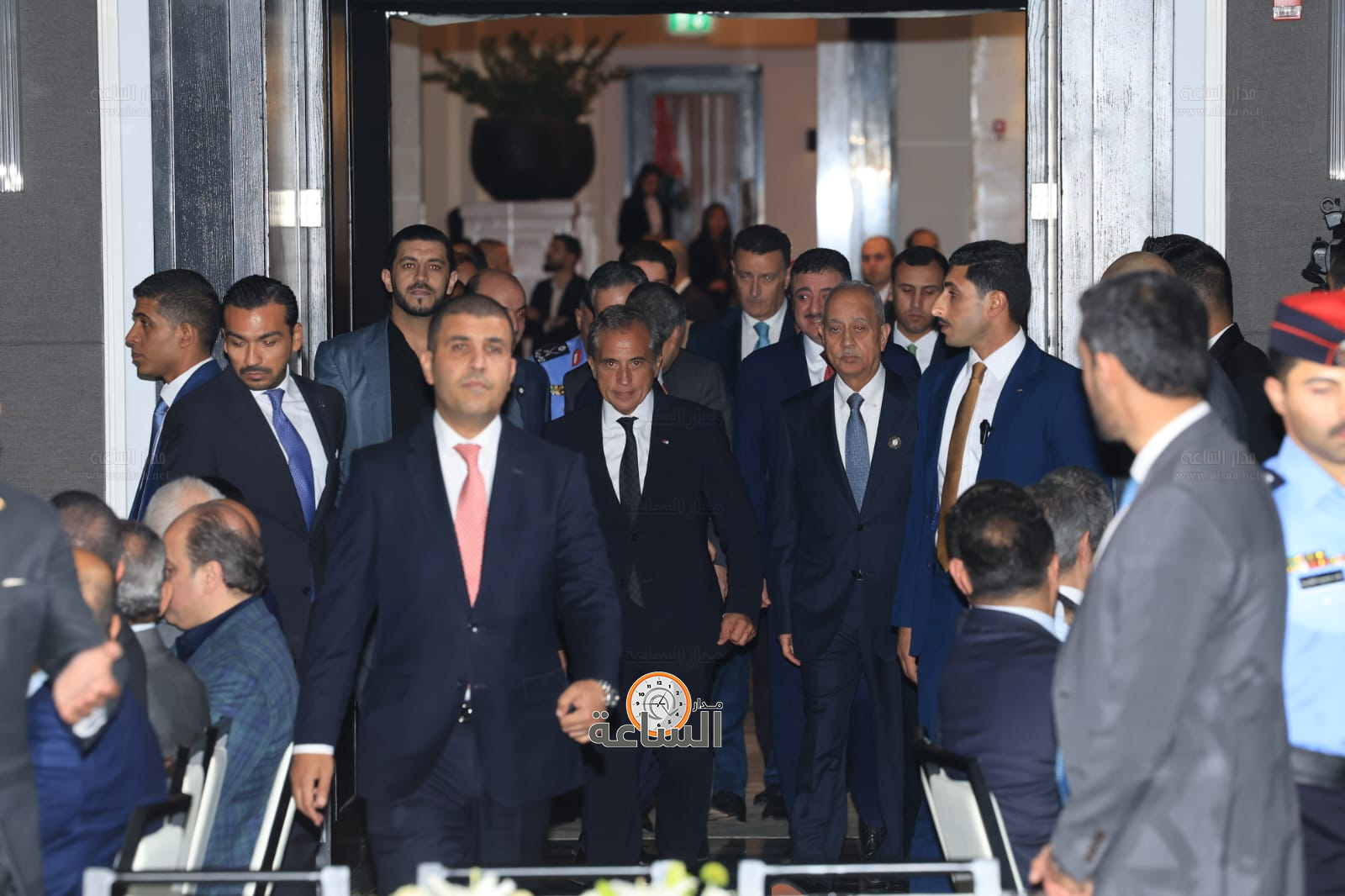 Madar Al-Saa Images 0.8527380841424821