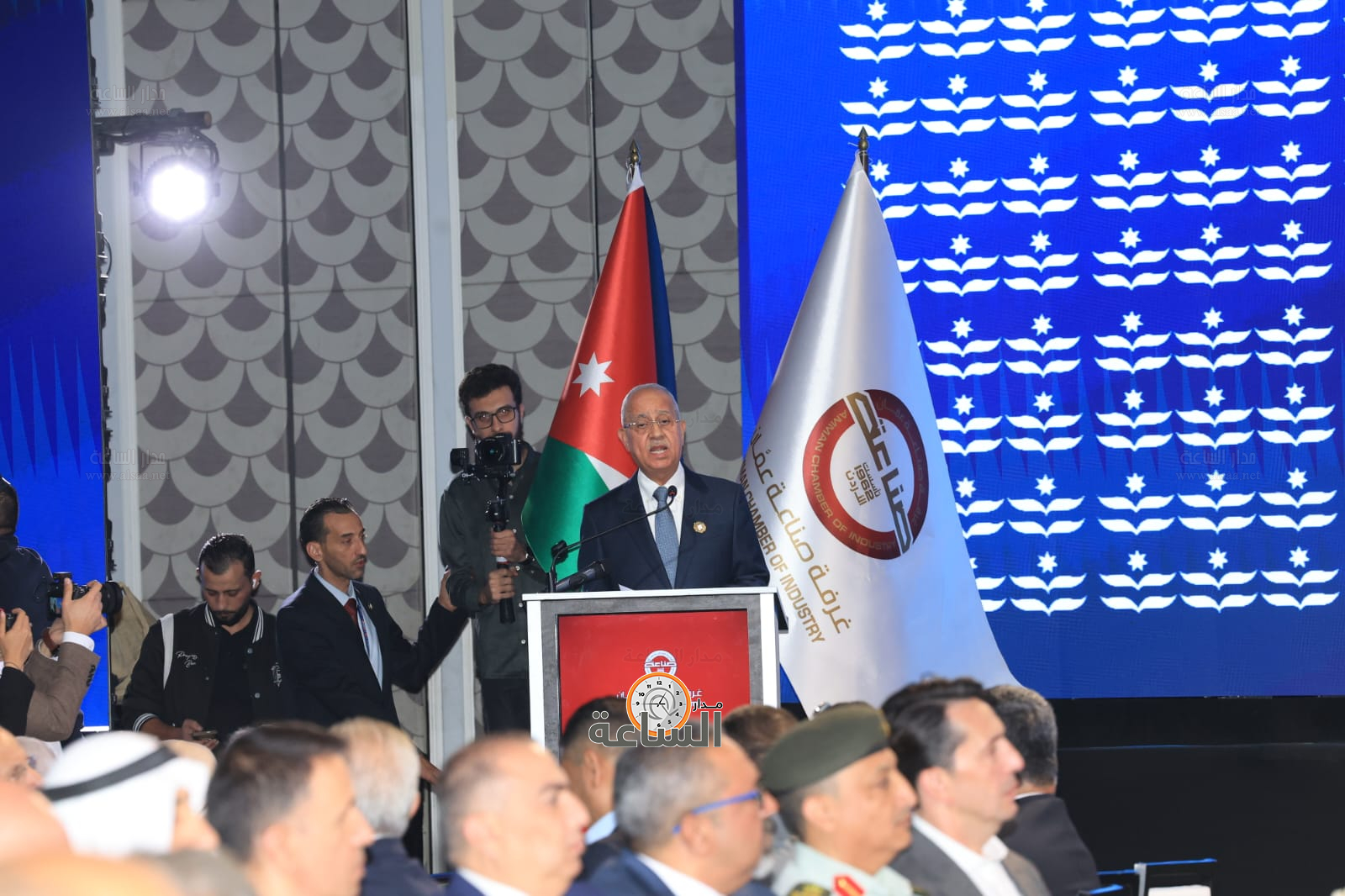 Madar Al-Saa Images 0.4181365937817124