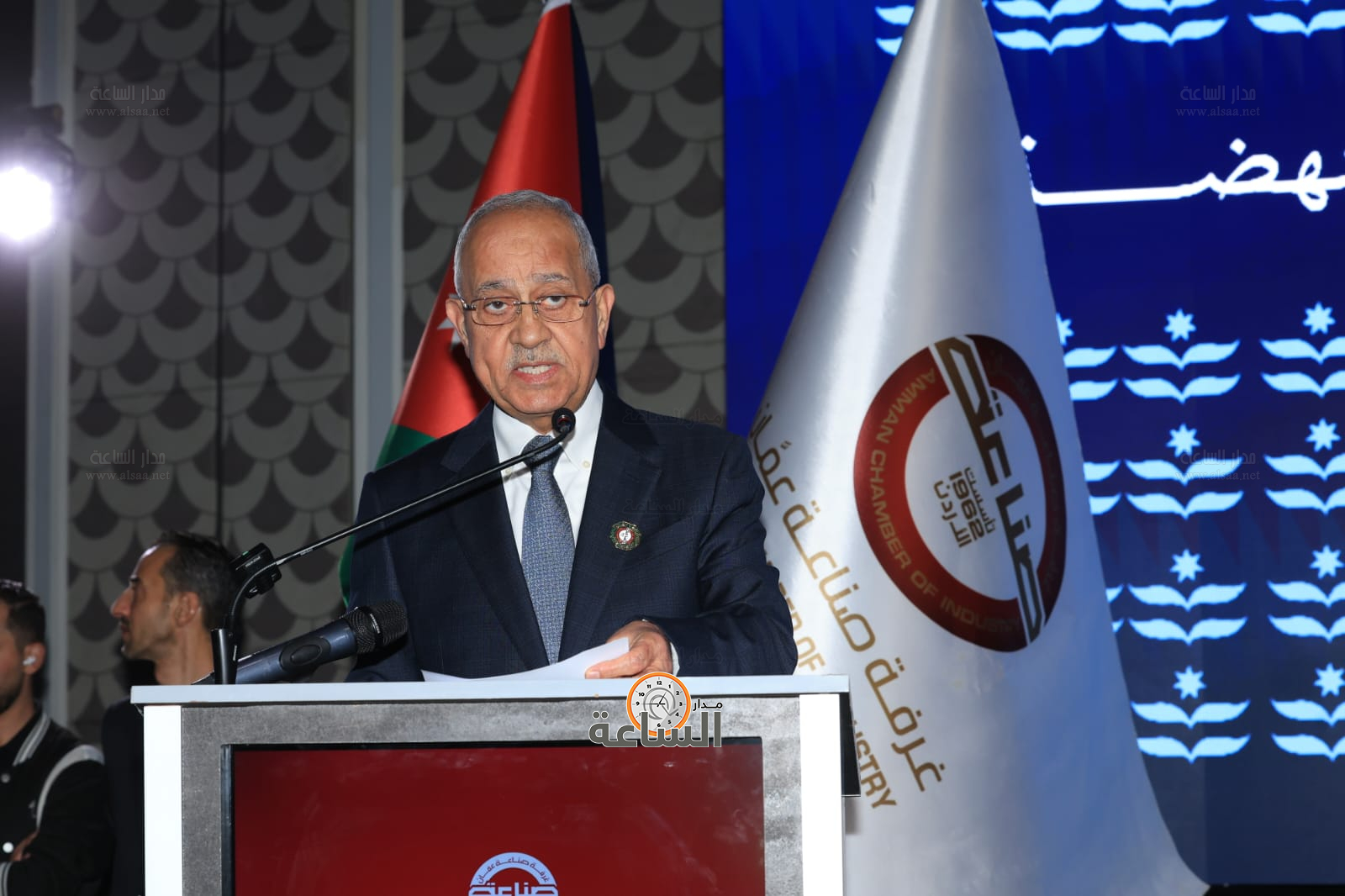 Madar Al-Saa Images 0.3352453258345639