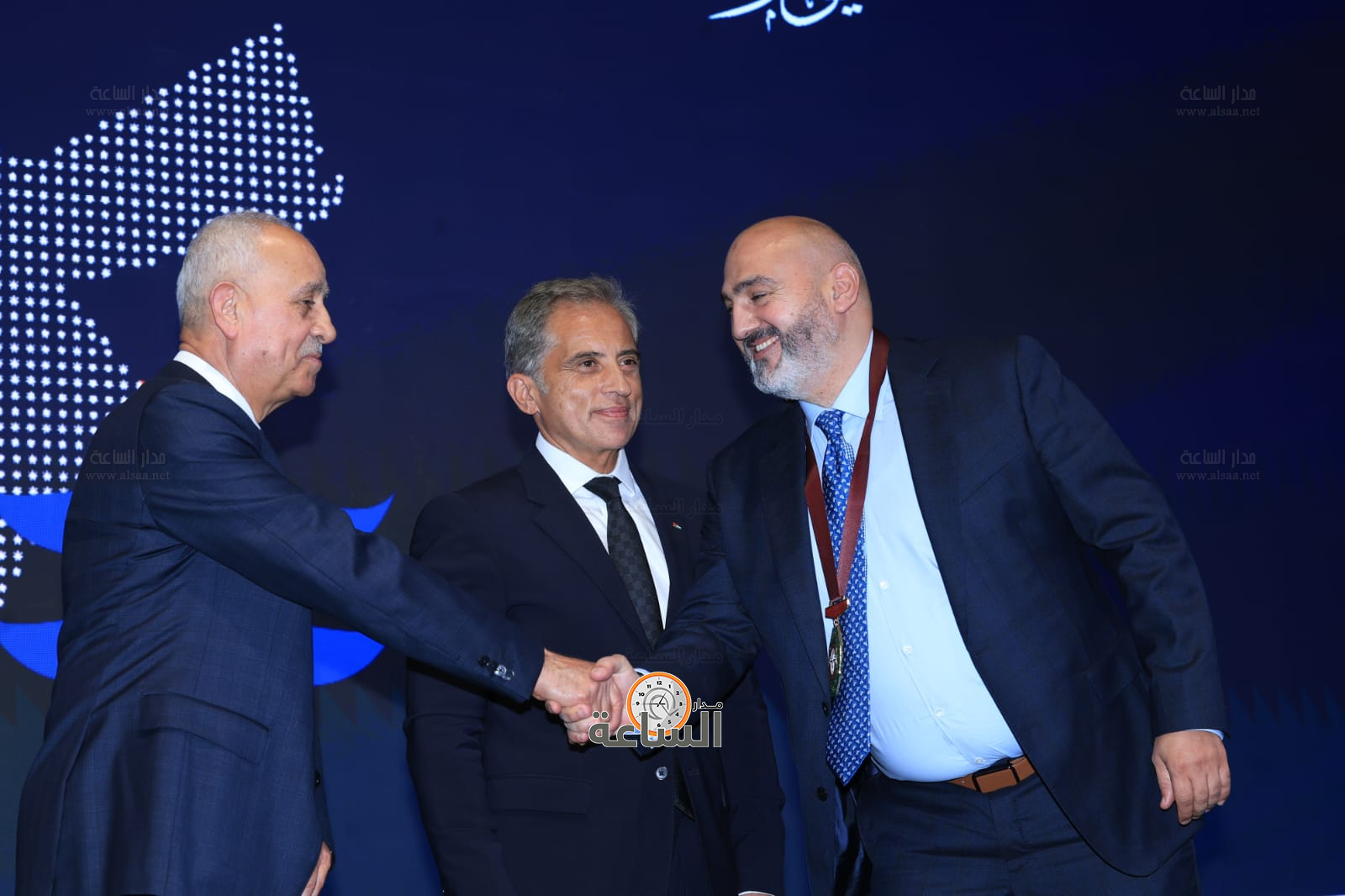 Madar Al-Saa Images 0.16736487350914053