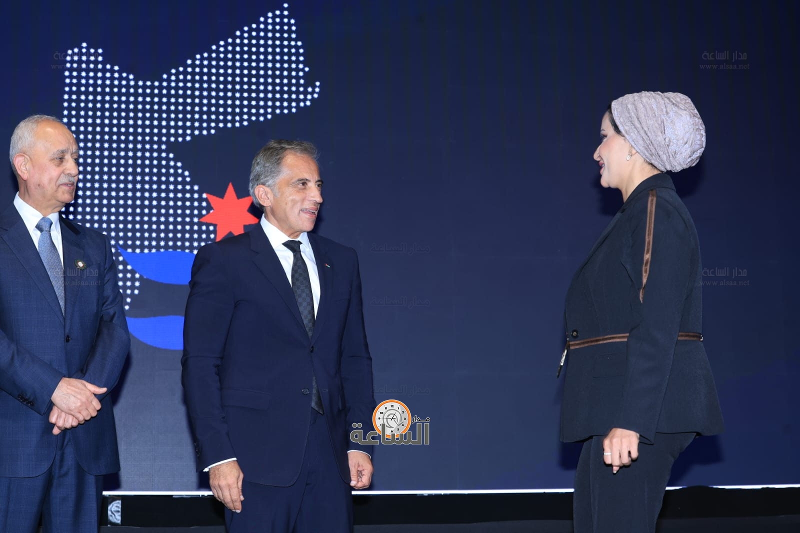 Madar Al-Saa Images 0.9658549981624361