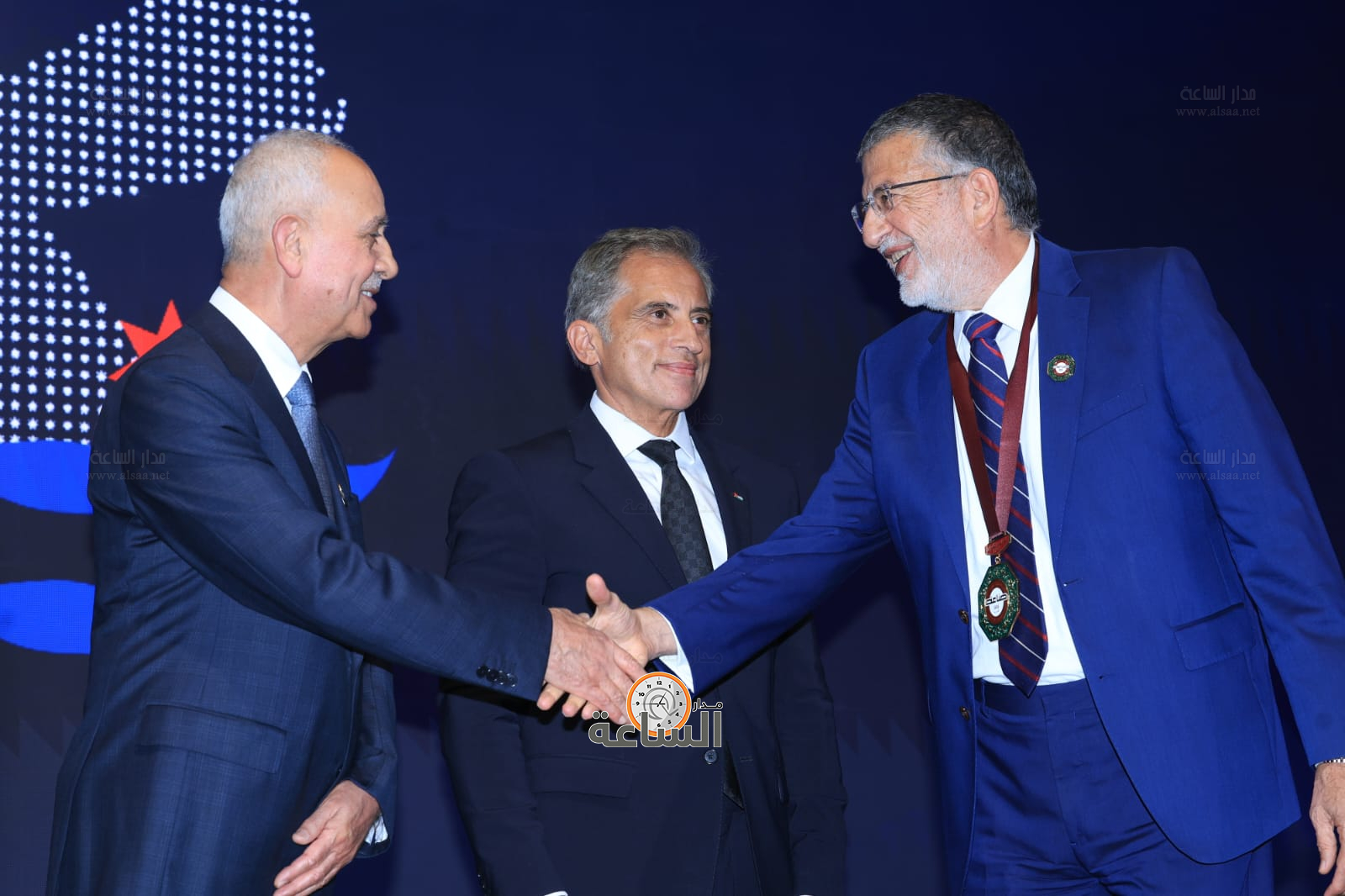 Madar Al-Saa Images 0.442263671291692