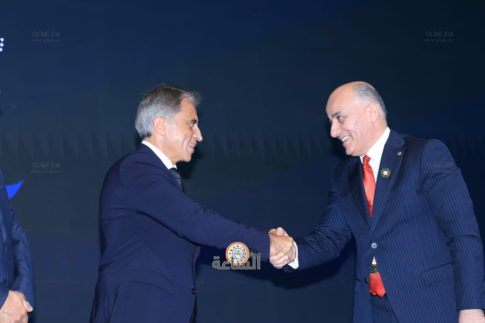 Madar Al-Saa Images 0.6549557122597532