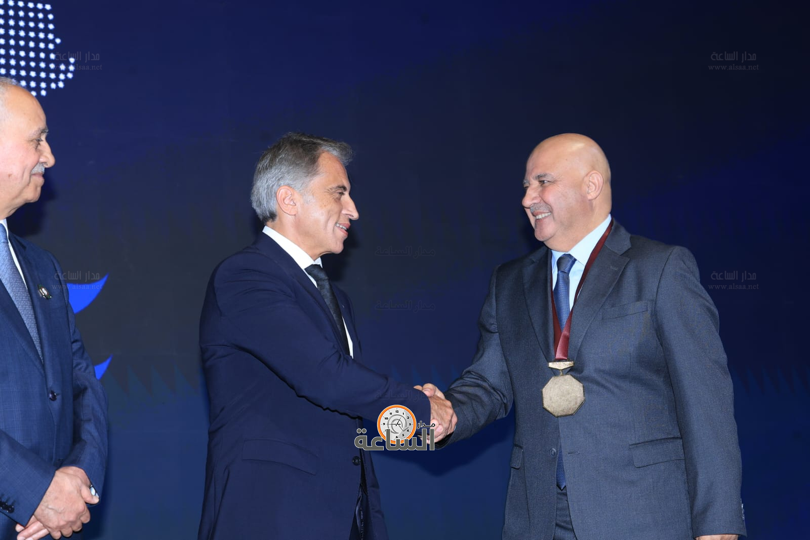 Madar Al-Saa Images 0.9063201053229852