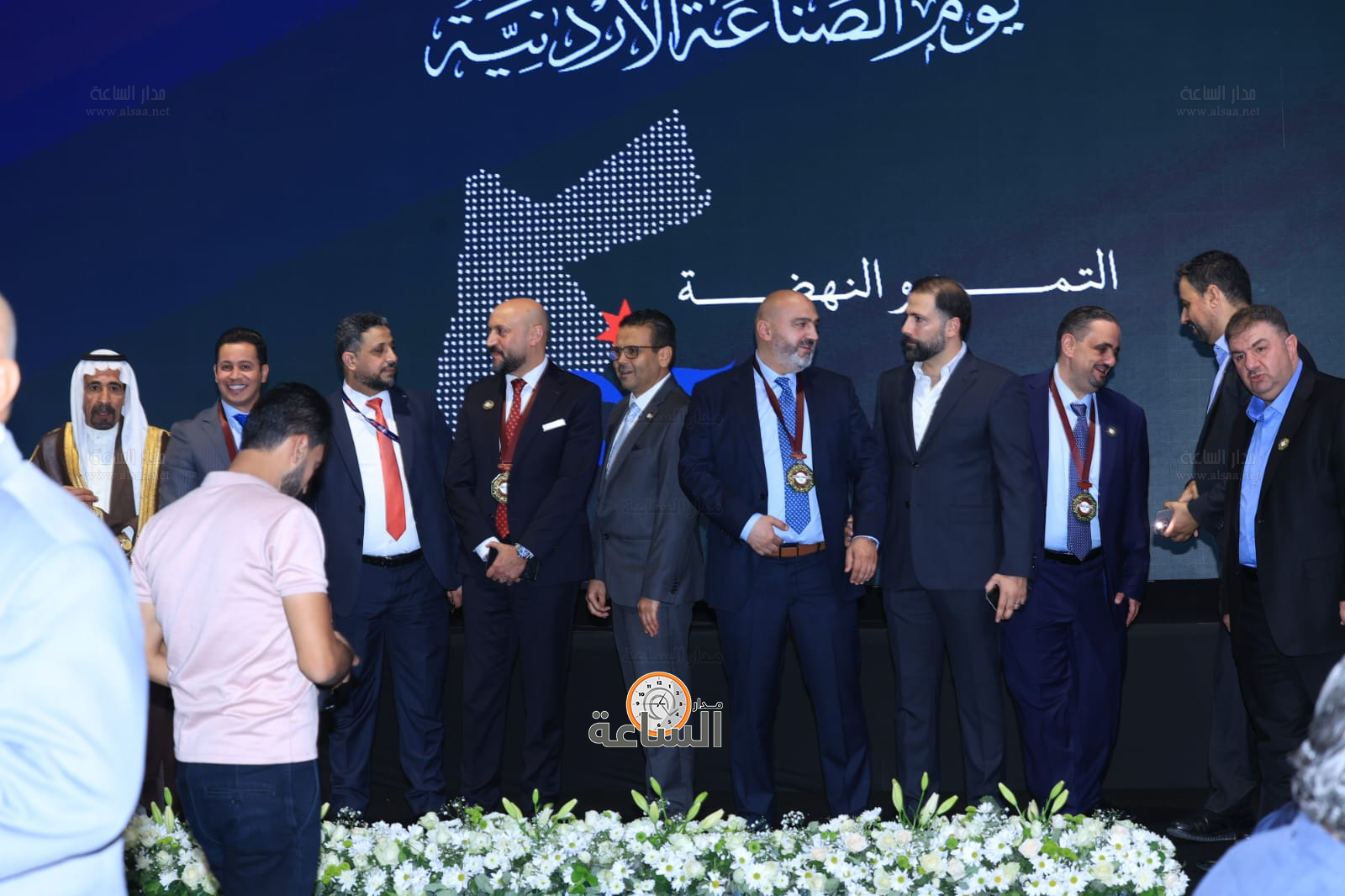 Madar Al-Saa Images 0.8796944459630681