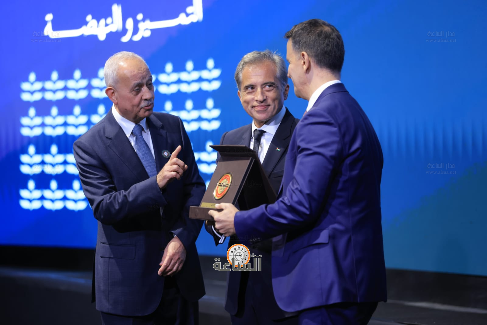 Madar Al-Saa Images 0.9500882984773528