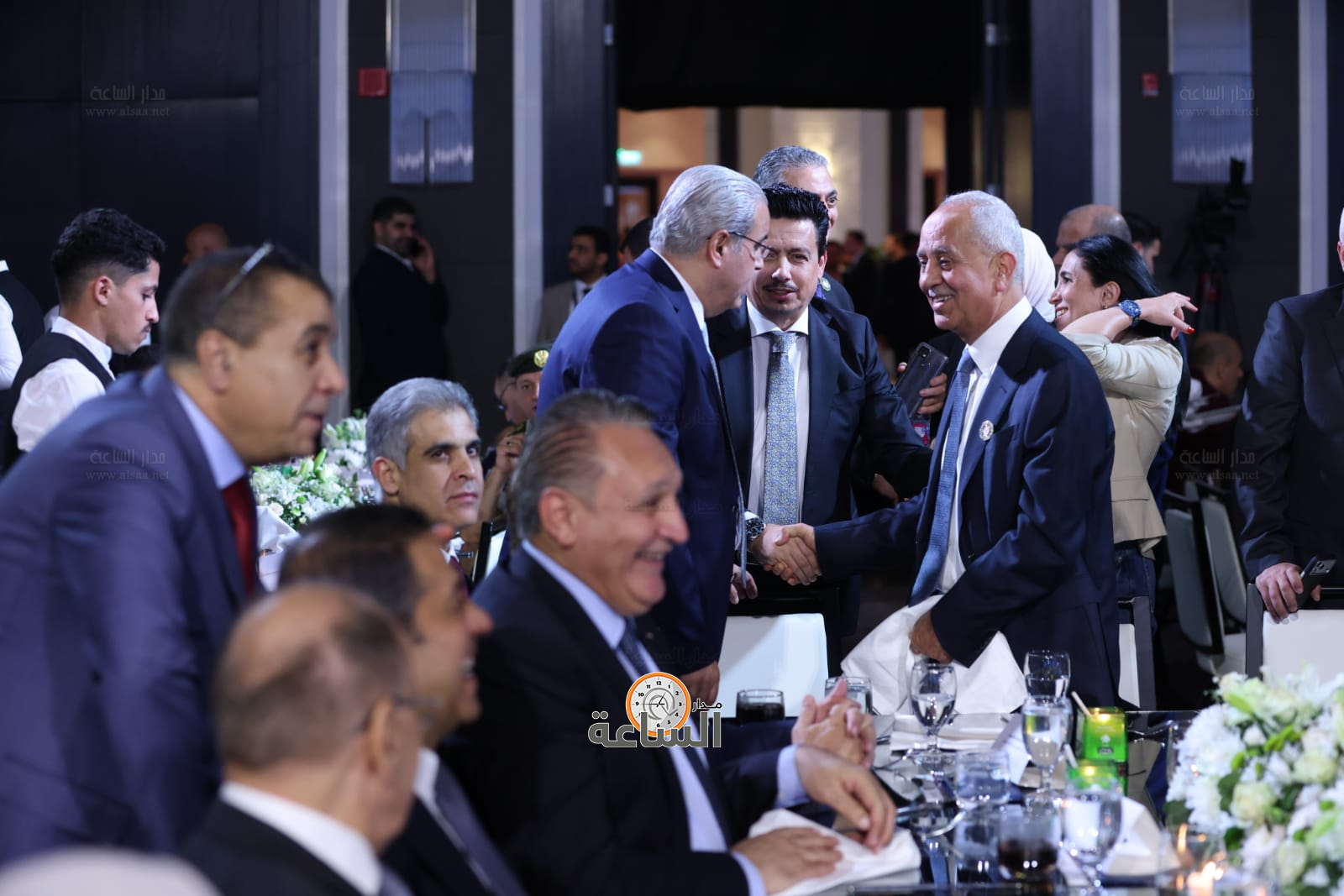 Madar Al-Saa Images 0.6216303210993401