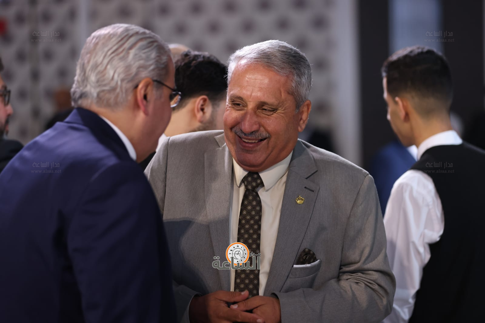 Madar Al-Saa Images 0.8359467687163037