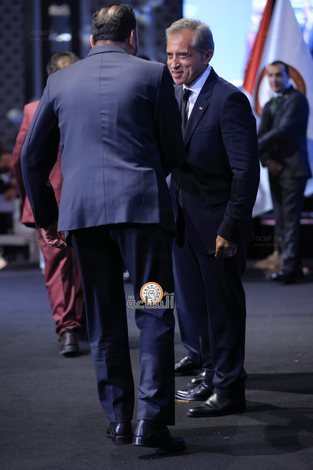 Madar Al-Saa Images 0.6543716807995372