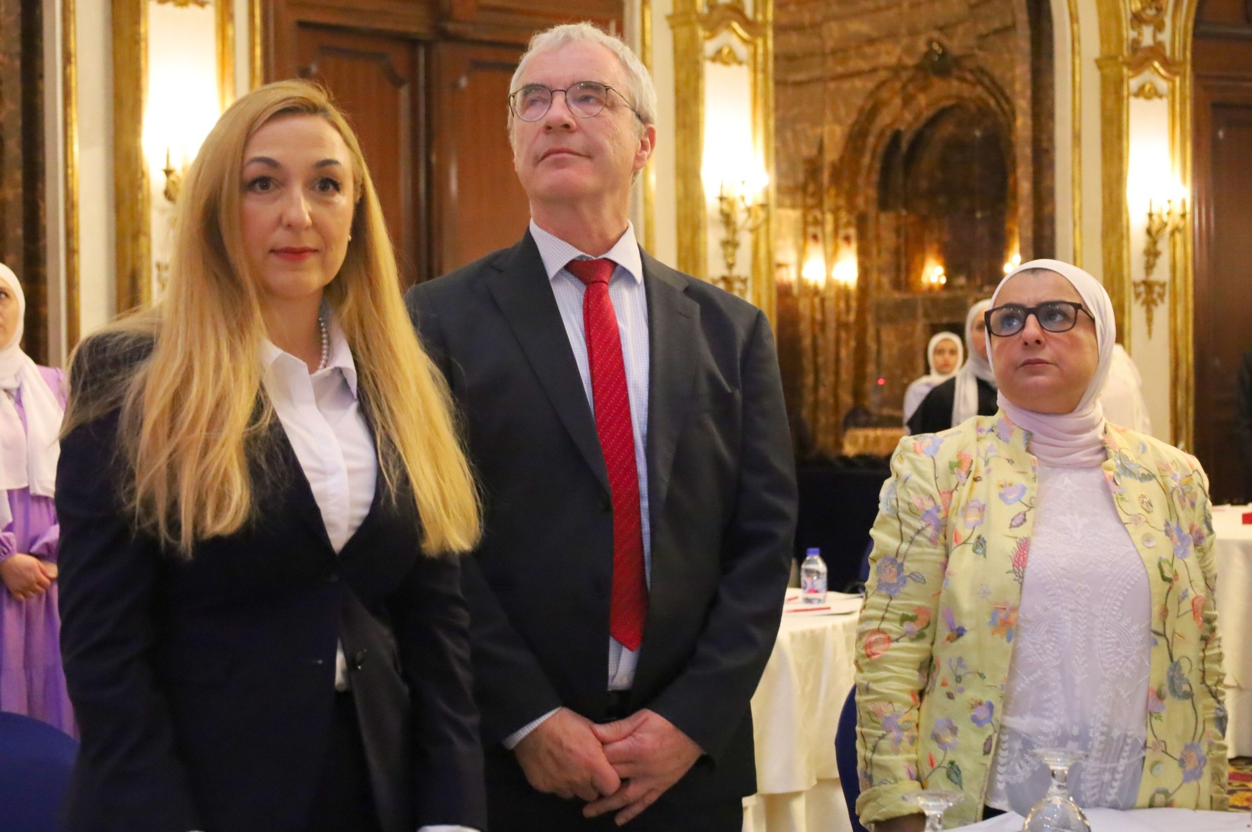 Madar Al-Saa Images 0.016025075257139143