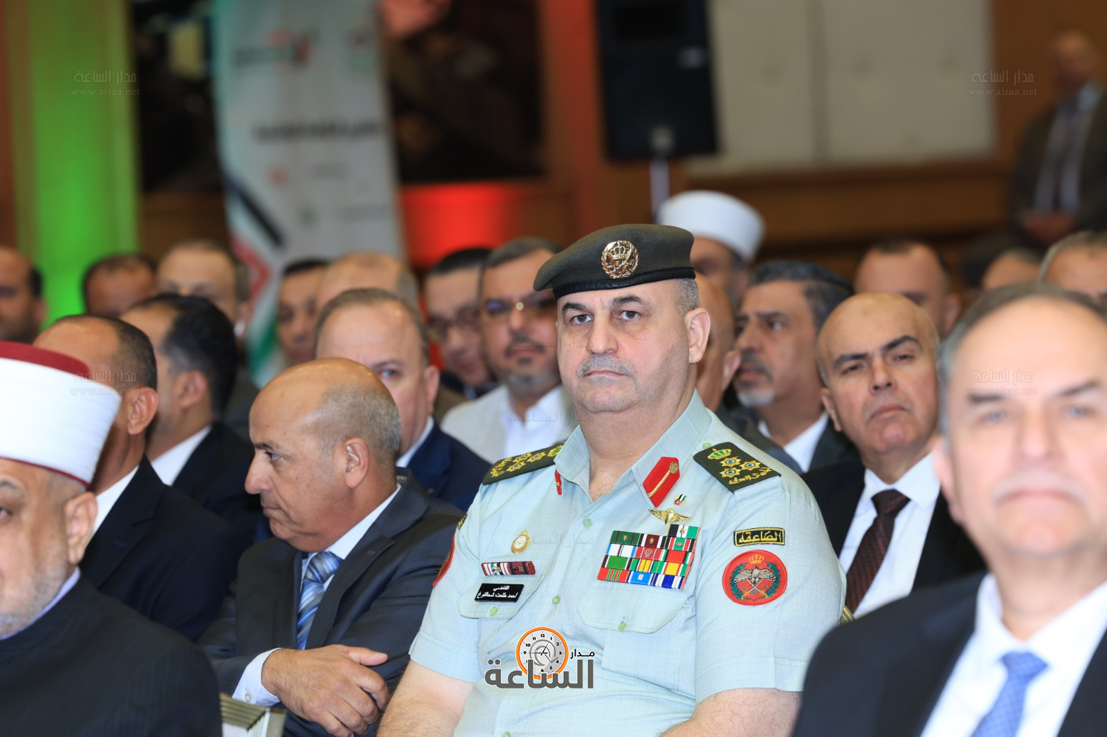 Madar Al-Saa Images 0.942346078884702