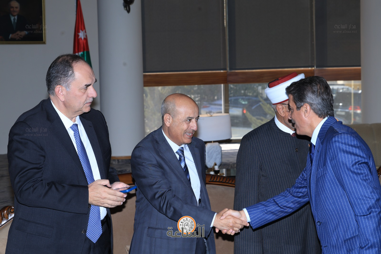 Madar Al-Saa Images 0.7029315817040784