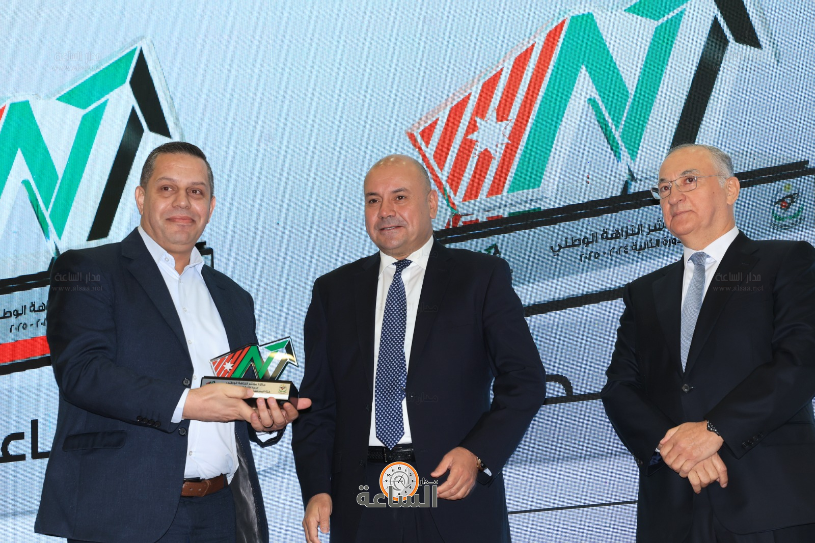 Madar Al-Saa Images 0.36595822766077357