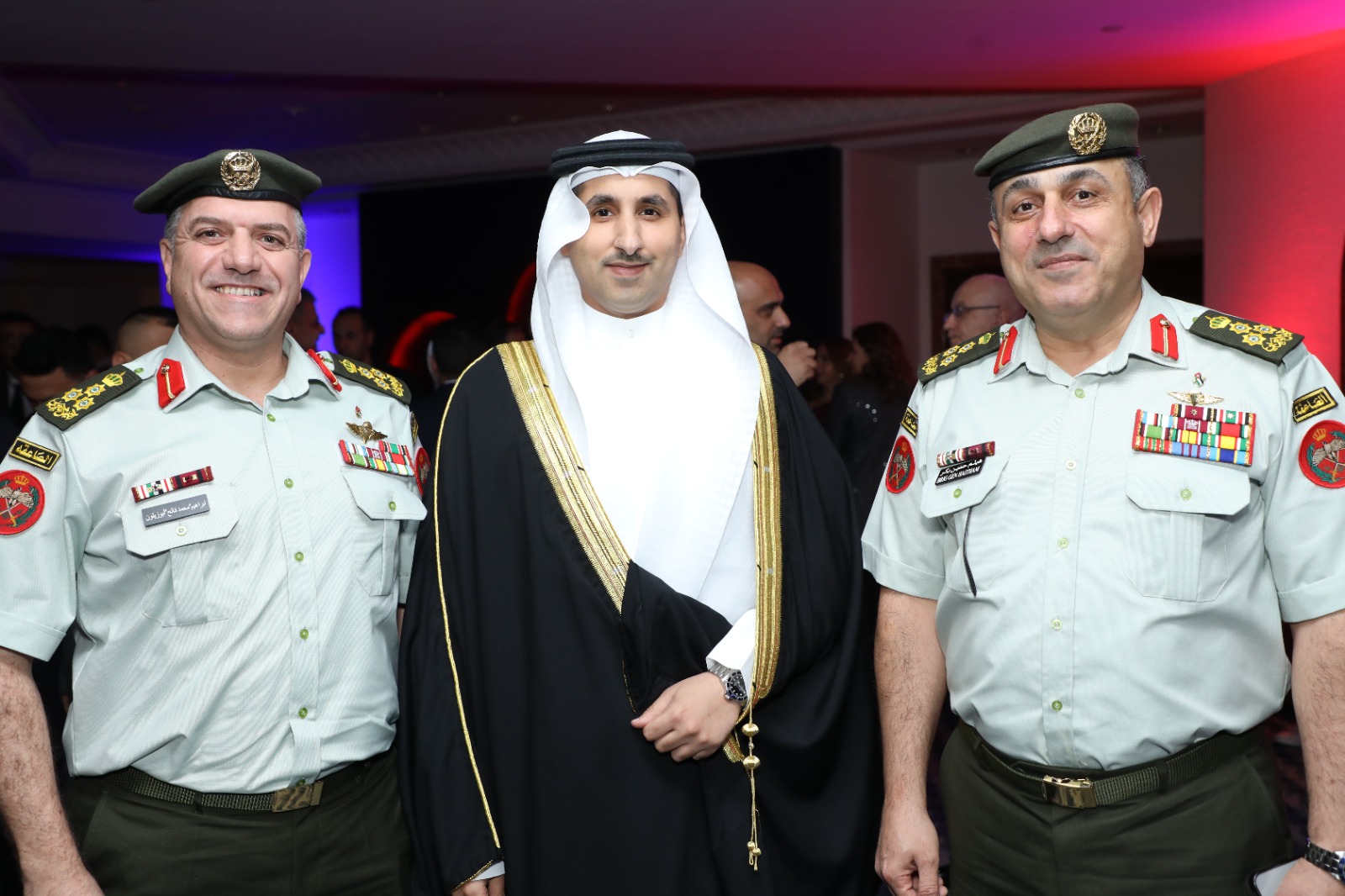 Madar Al-Saa Images 0.474076392671553