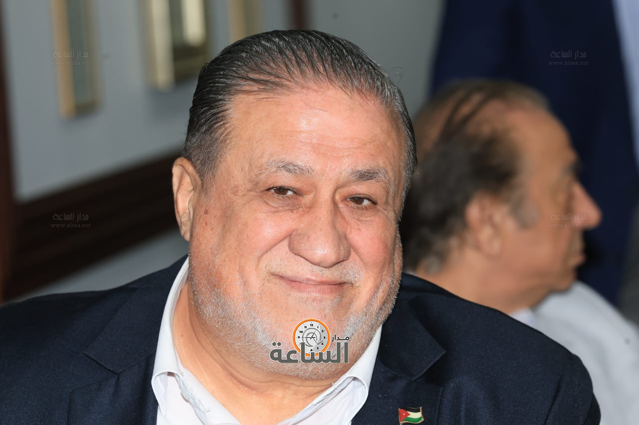 Madar Al-Saa Images 0.40106276068640667