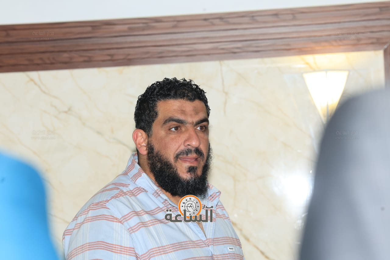 Madar Al-Saa Images 0.7602615542805087