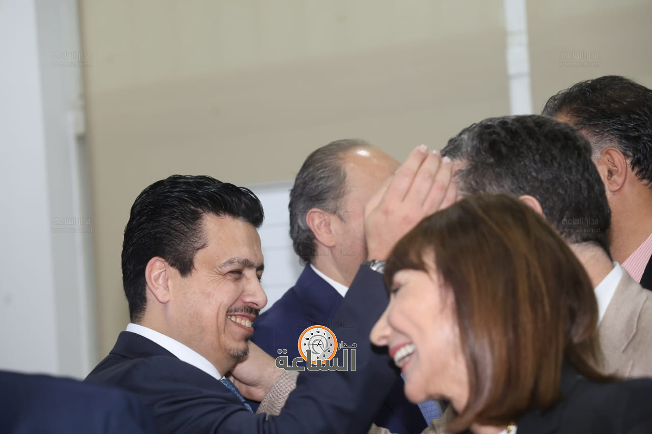 Madar Al-Saa Images 0.7529493172077322