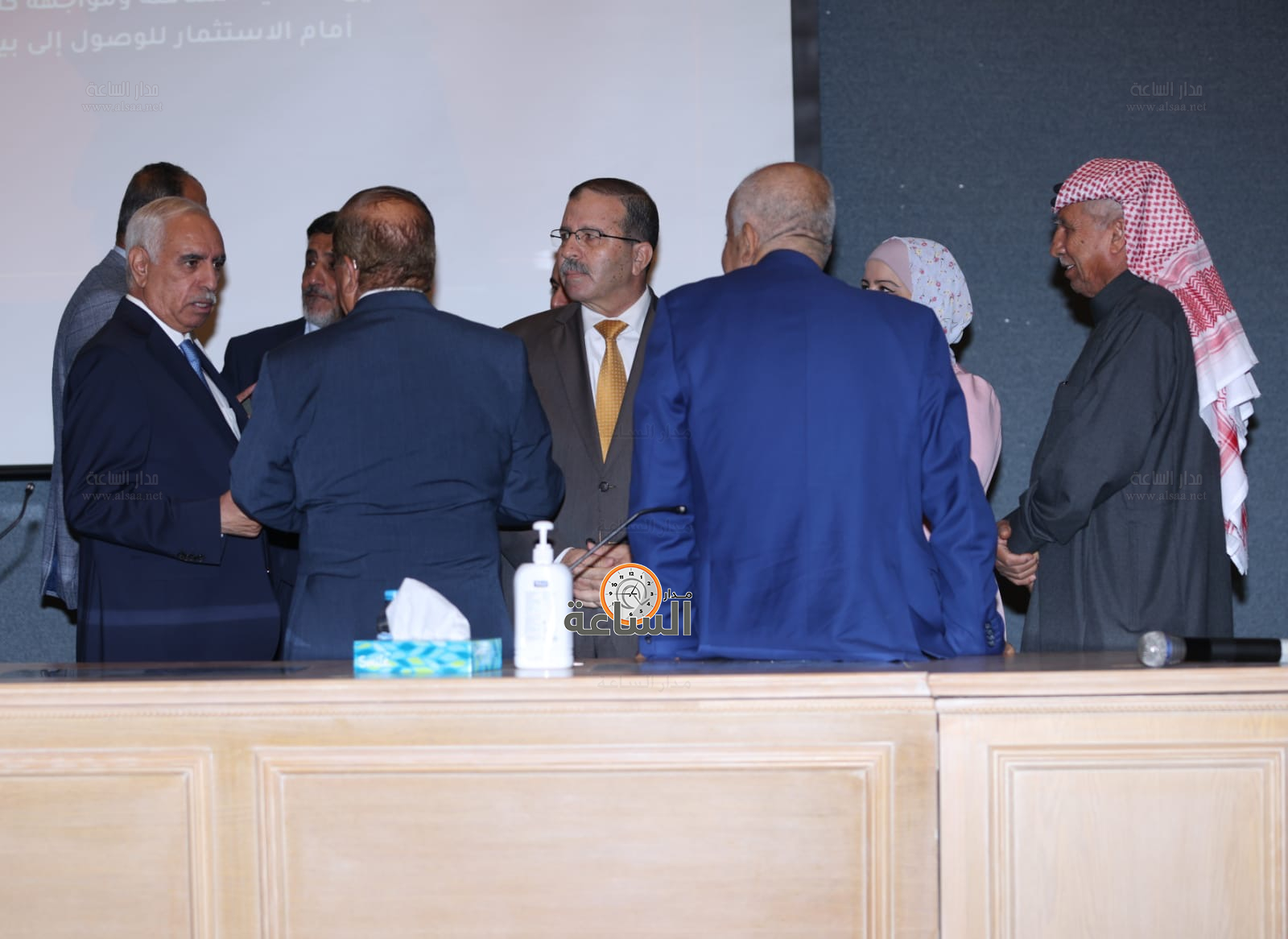 Madar Al-Saa Images 0.9647587706412568