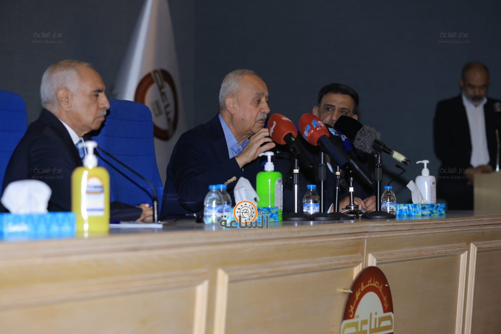 Madar Al-Saa Images 0.4265289242025003