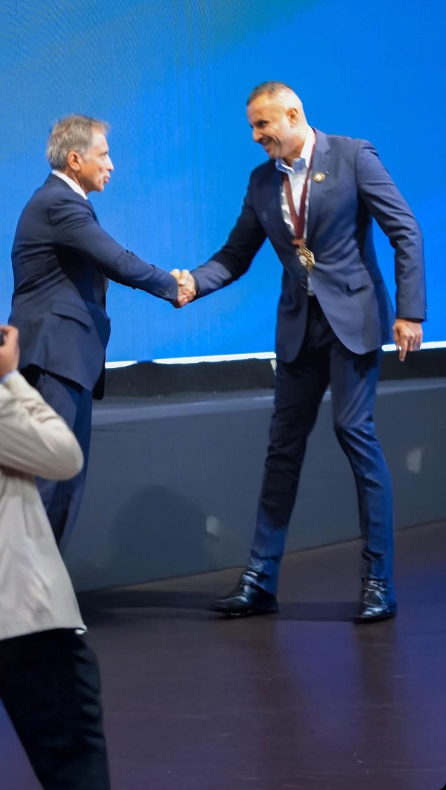 Madar Al-Saa Images 0.17952211718001843