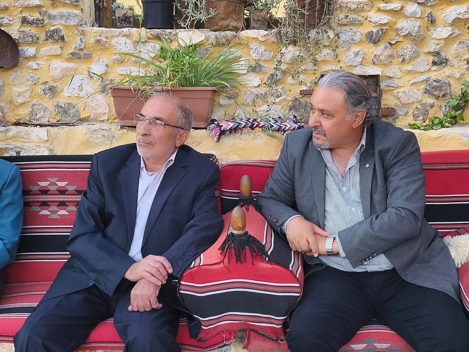 Madar Al-Saa Images 0.04645318258658804