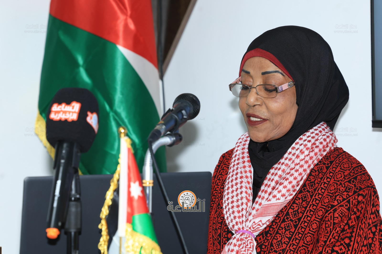 Madar Al-Saa Images 0.16883867078351888