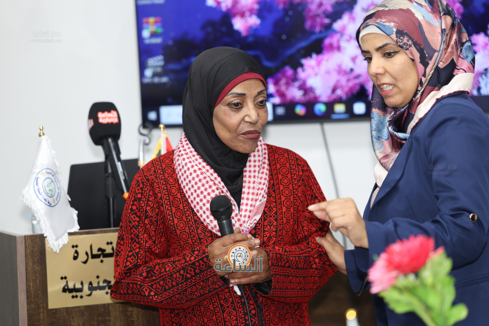 Madar Al-Saa Images 0.8619268421770028