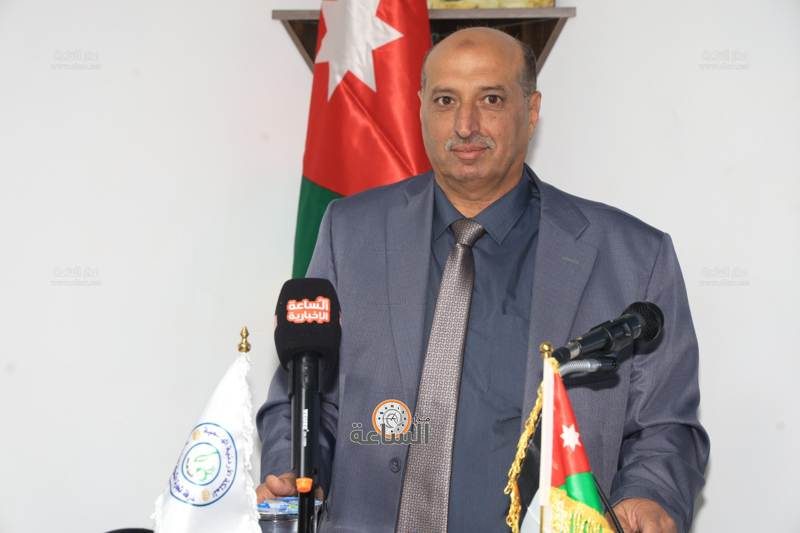 Madar Al-Saa Images 0.4083143655974798