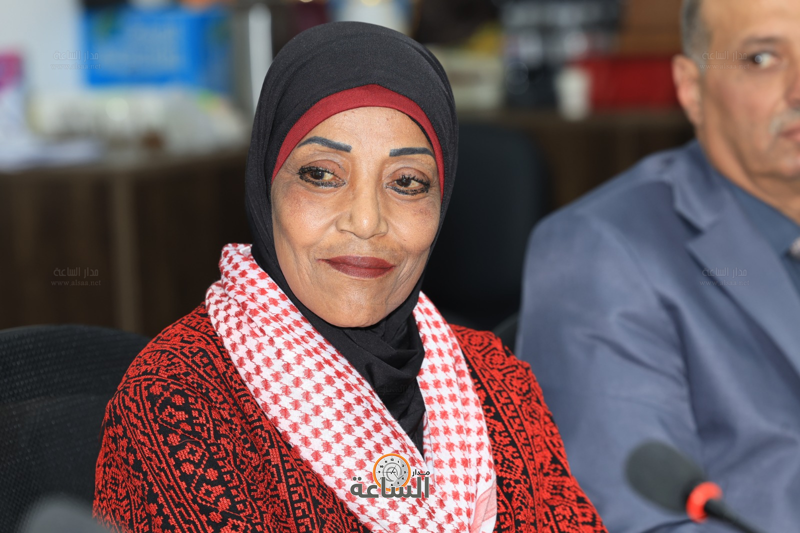 Madar Al-Saa Images 0.40061654346185405