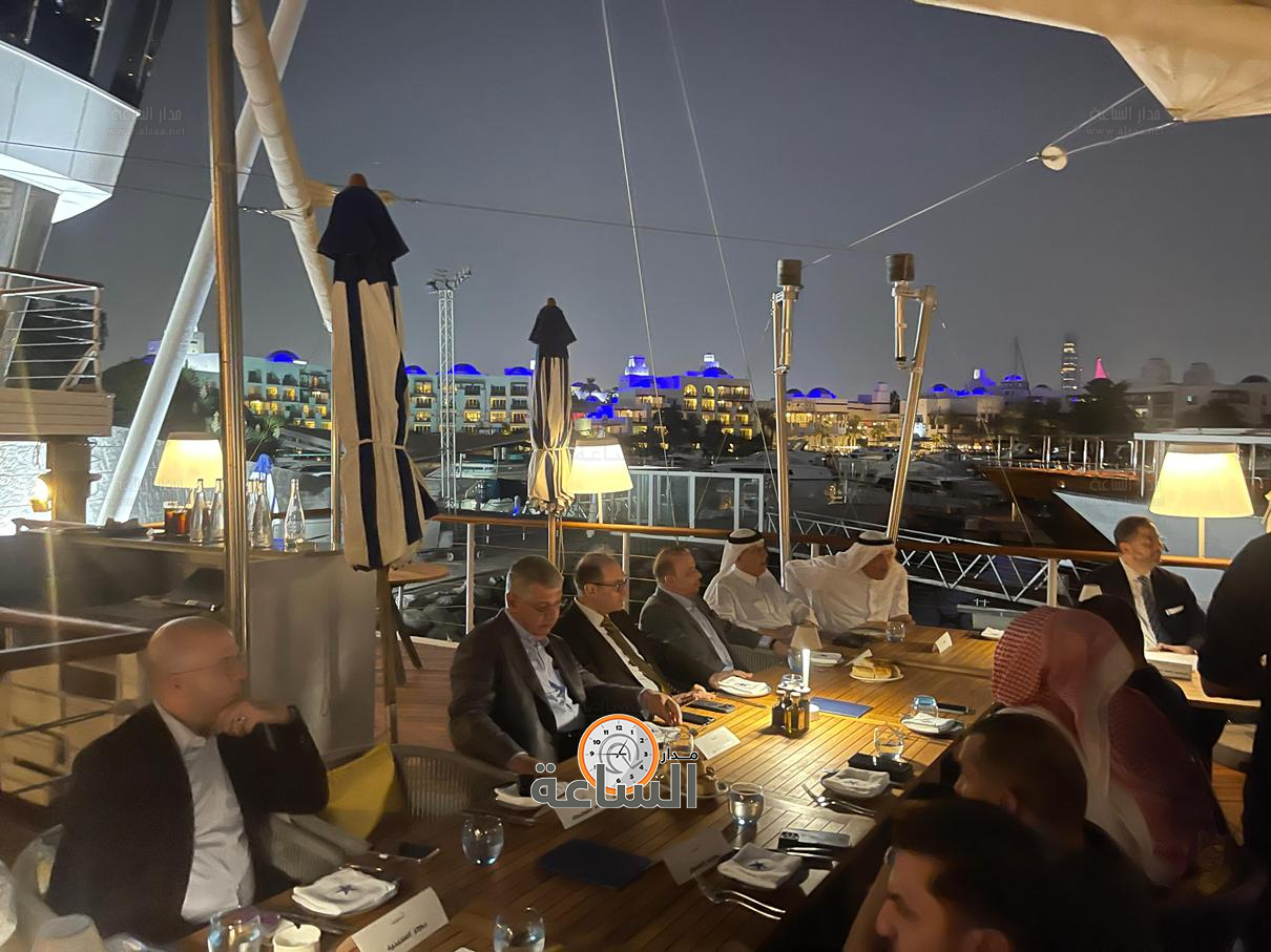 Madar Al-Saa Images 0.32645367459192254