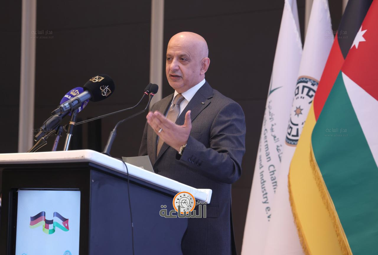 Madar Al-Saa Images 0.34701948042502484