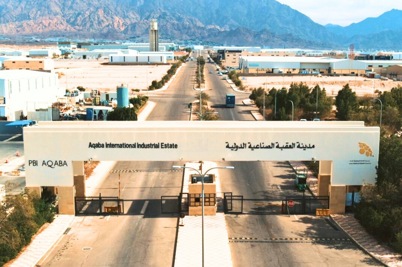 Madar Al-Saa Images 0.022223181282489235