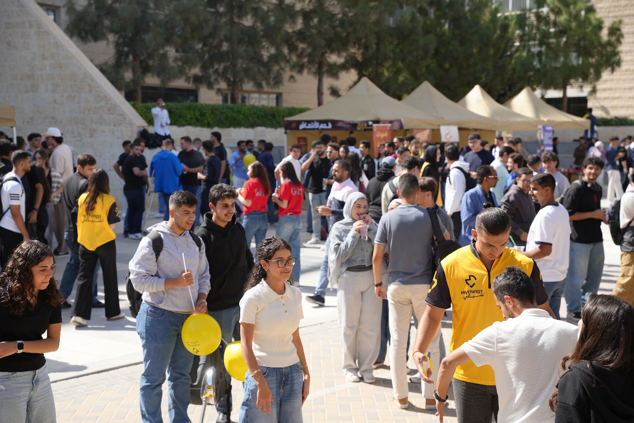 Madar Al-Saa Images 0.5756585529775777