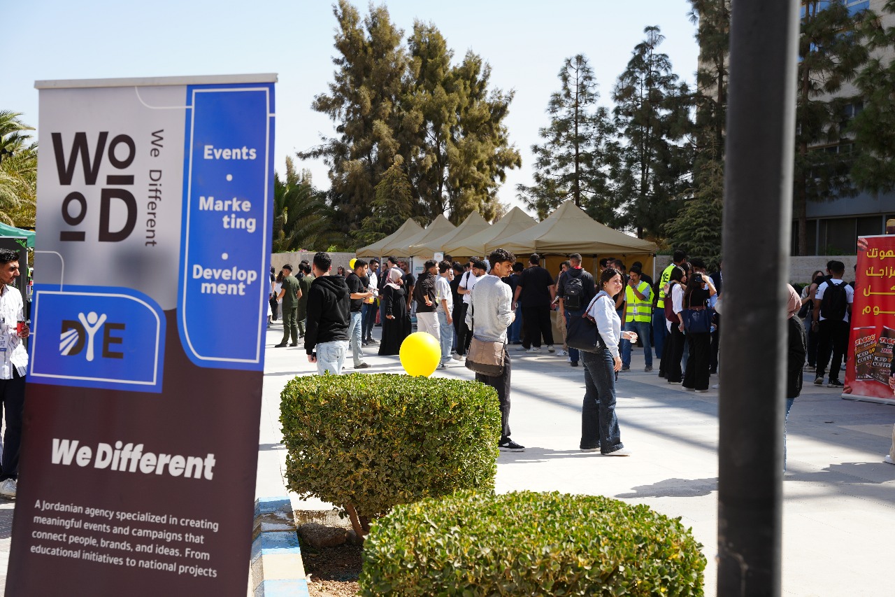 Madar Al-Saa Images 0.8835857499109966