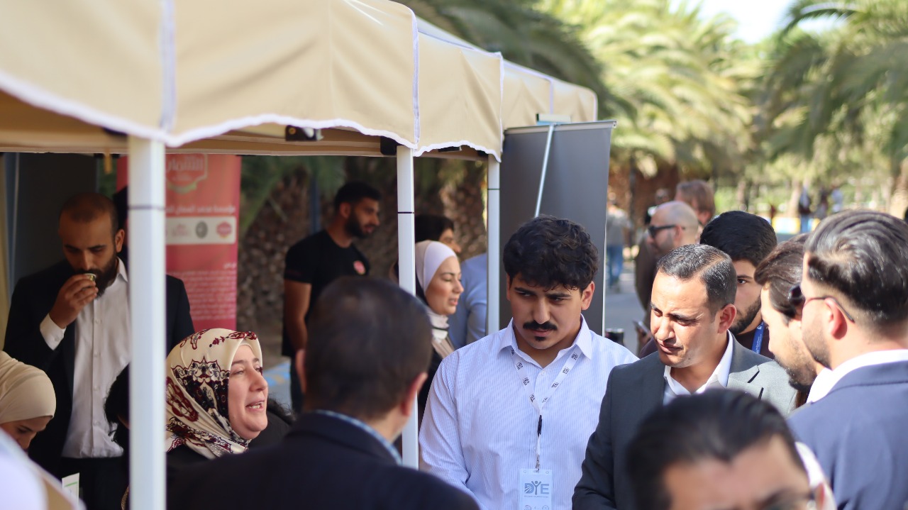 Madar Al-Saa Images 0.09004735720580292