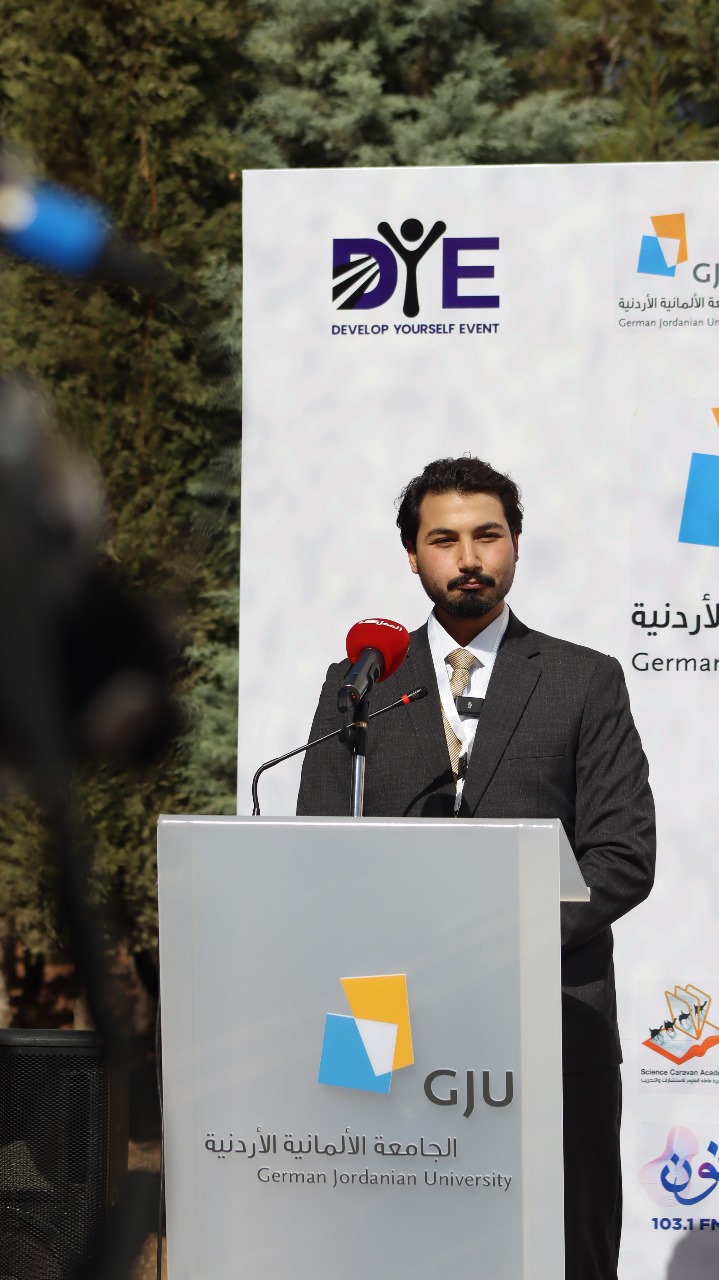 Madar Al-Saa Images 0.3455507636146977