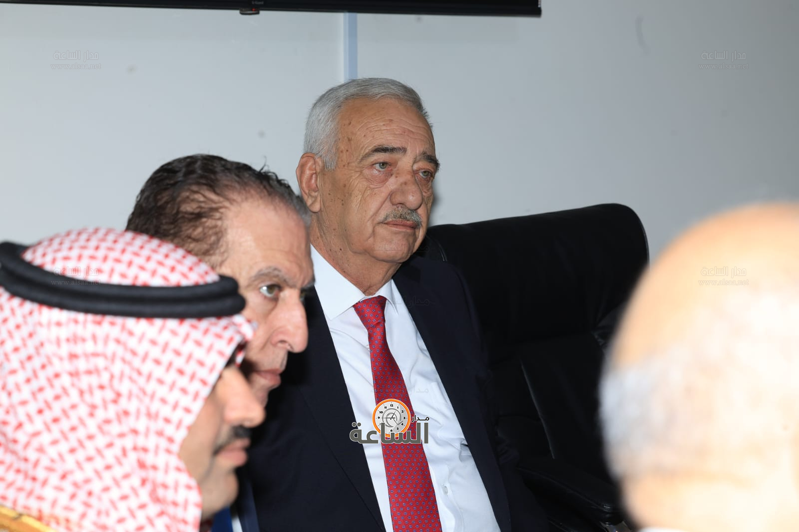 Madar Al-Saa Images 0.23275553540396687