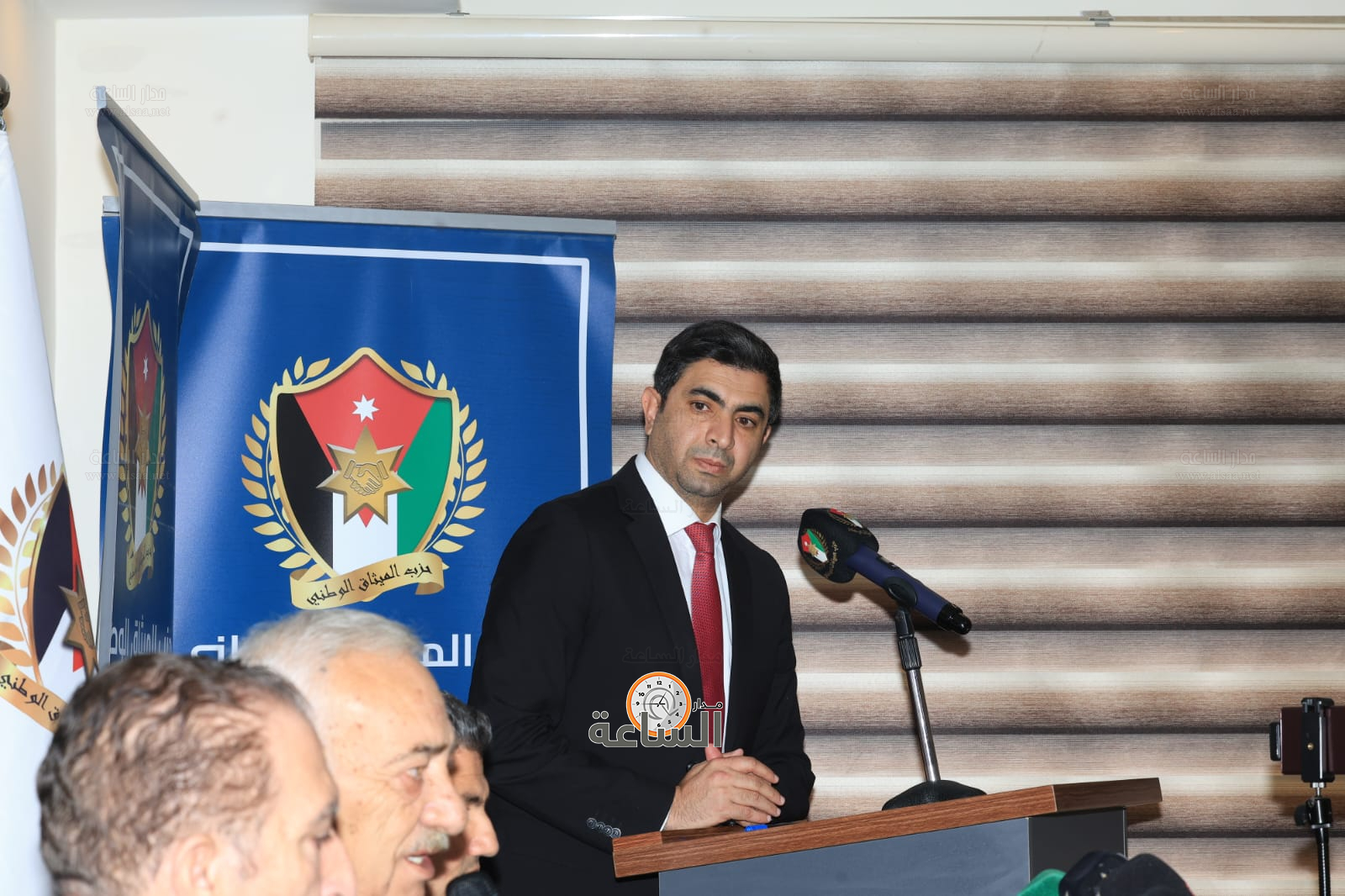 Madar Al-Saa Images 0.016639987672456558