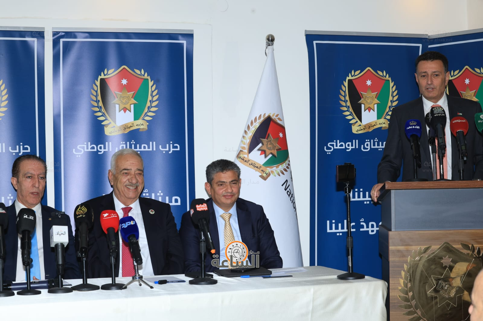 Madar Al-Saa Images 0.028983439411992773