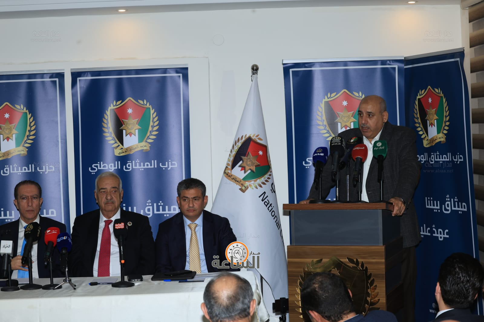 Madar Al-Saa Images 0.0852992746771235