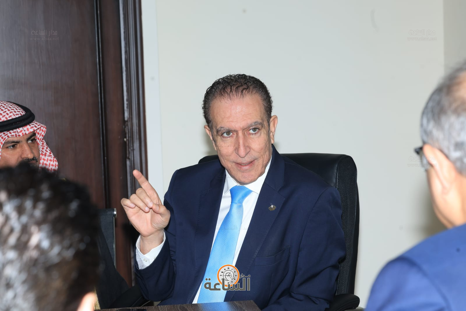 Madar Al-Saa Images 0.179022050782631