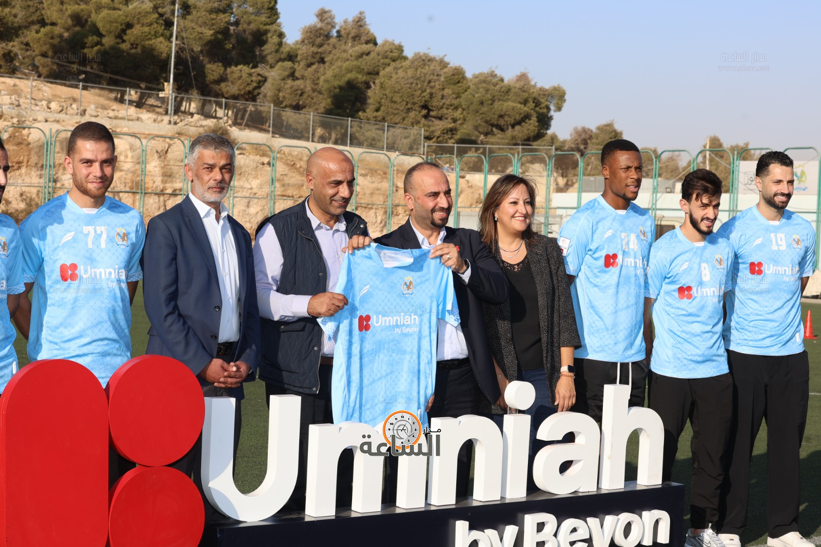 Madar Al-Saa Images 0.8029507858497325