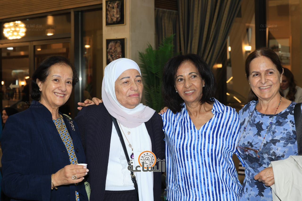 Madar Al-Saa Images 0.2528354455670061