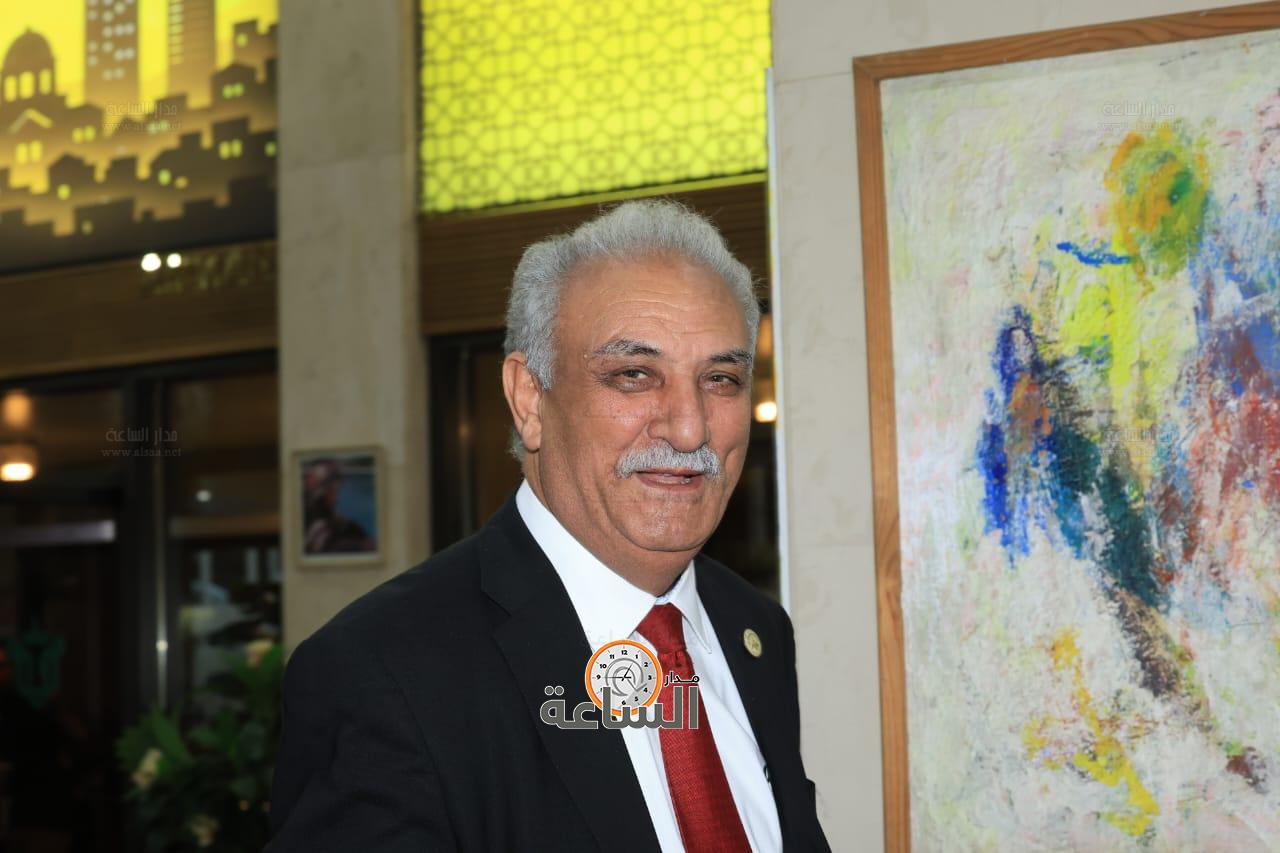 Madar Al-Saa Images 0.38719494468346627