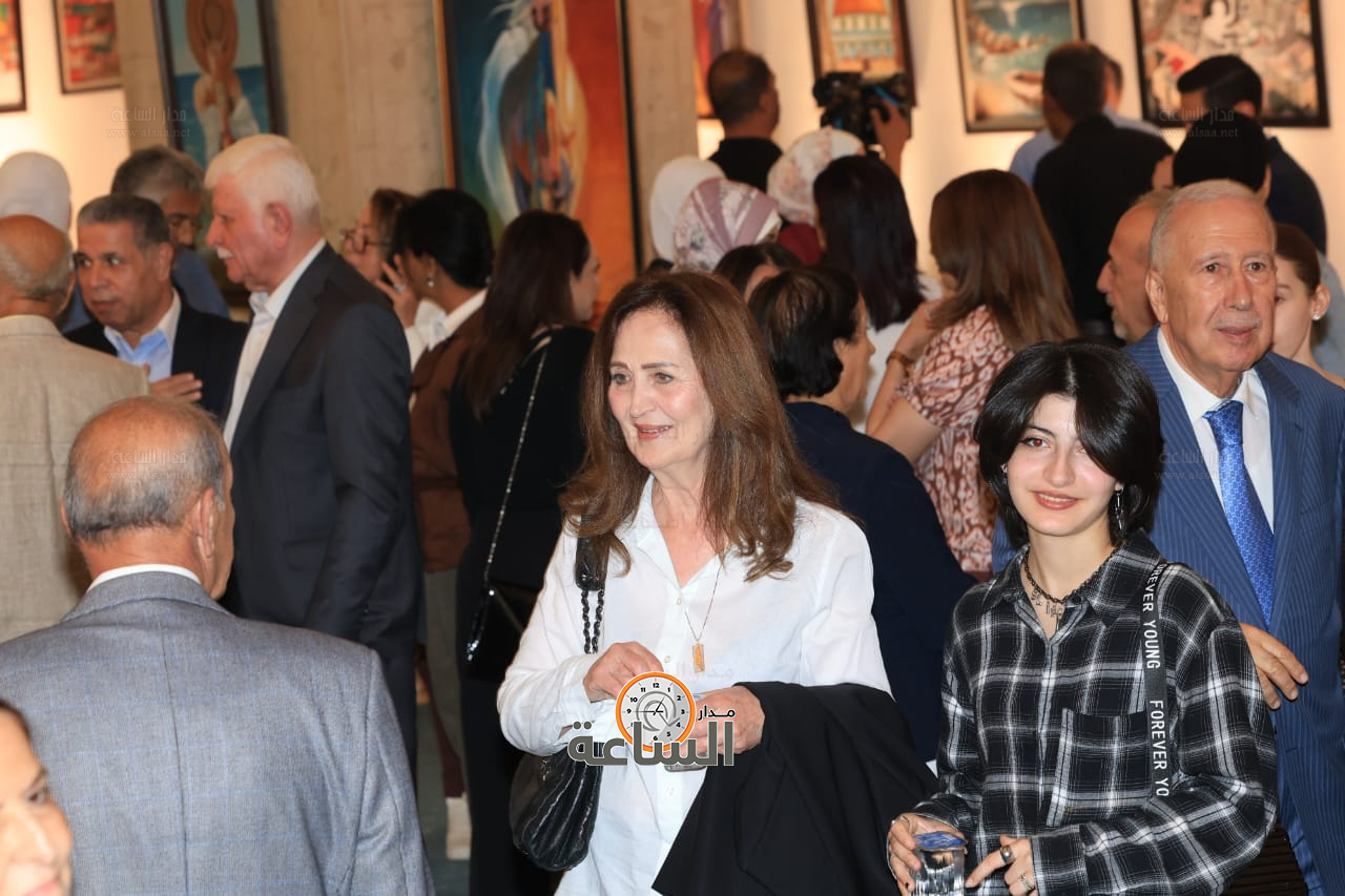 Madar Al-Saa Images 0.8543741117504113