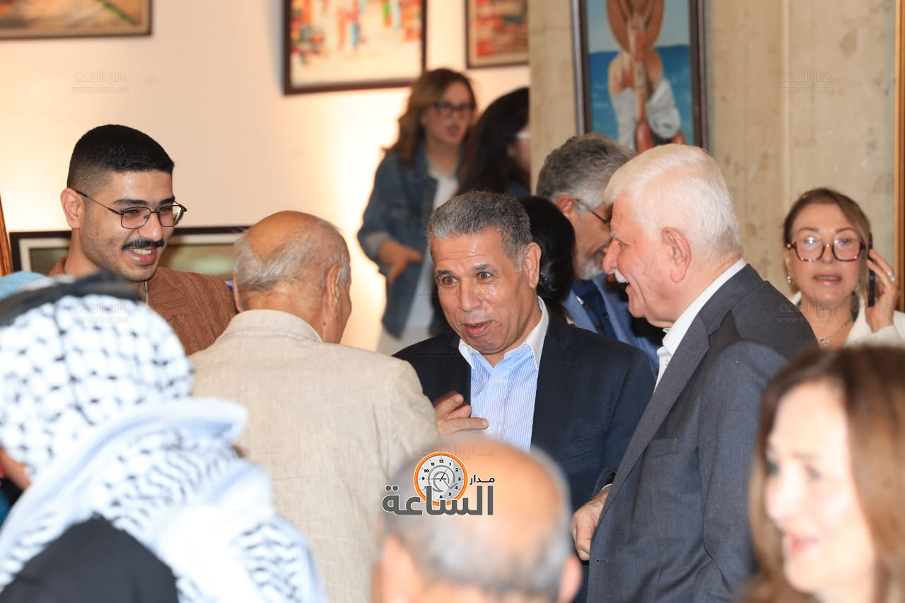 Madar Al-Saa Images 0.41056198698809243