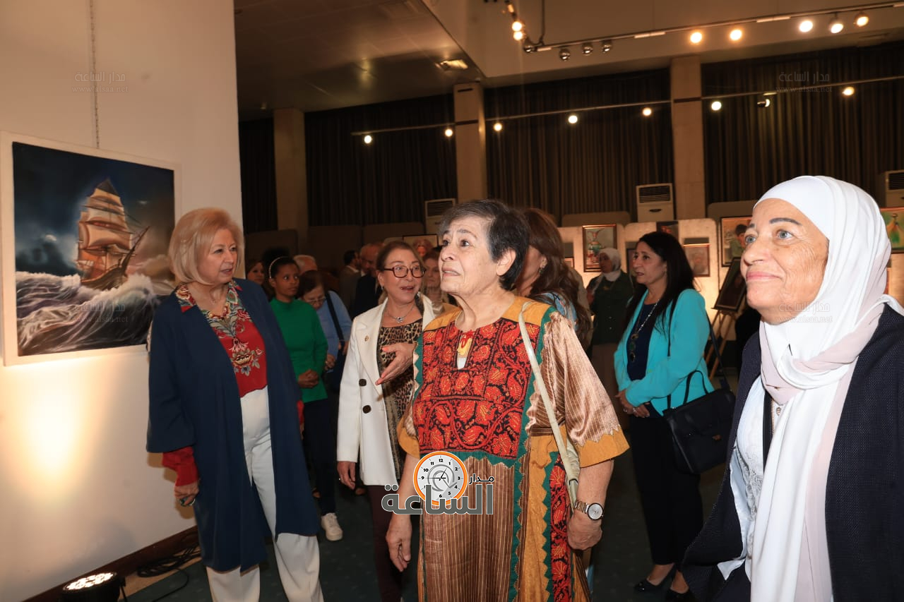 Madar Al-Saa Images 0.45881583132543535